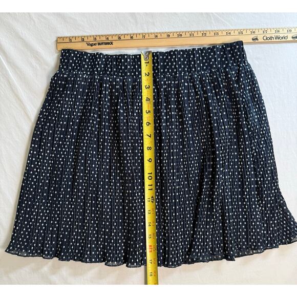 Pins and Needles Navy White Polka Dot Mini Skirt Size MEDIUM‎ - Picture 6 of 8